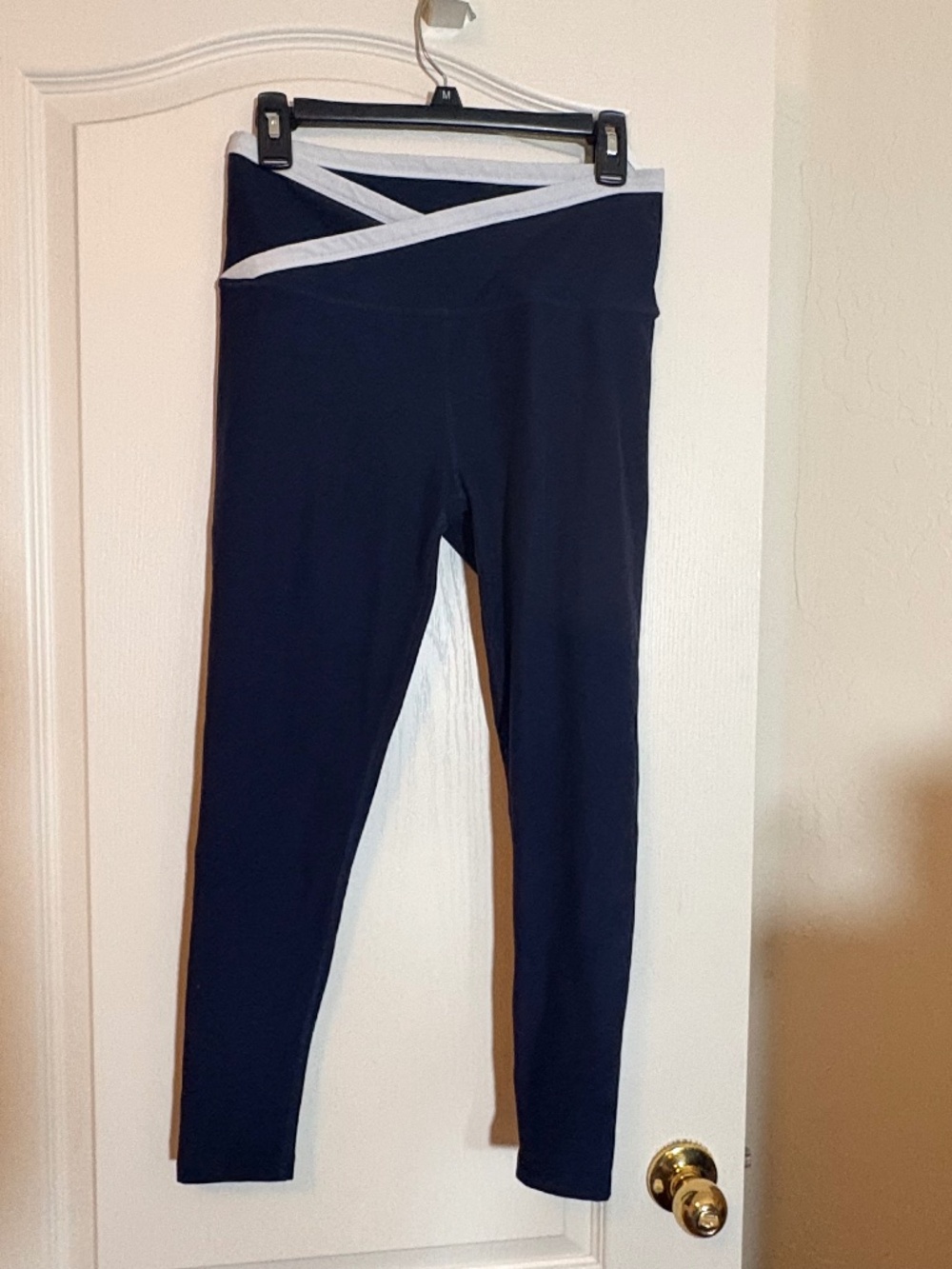 BEYOND YOGA  Spacedye Outlines High Waisted Midi Legging In Navy